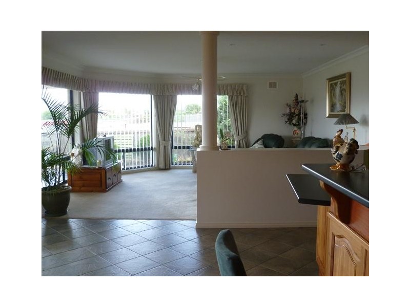 10 Calais Avenue, Port Lincoln SA 5606