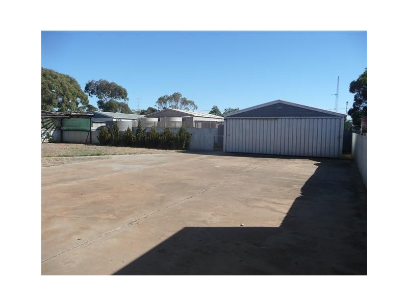 9 Pfitzner Street, Tumby Bay SA 5605