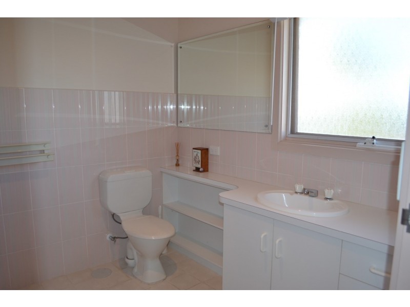 26 Parnkalla Avenue, Port Lincoln SA 5606