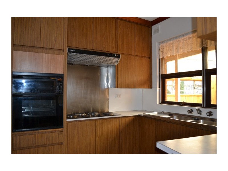 3 Roslyn Street, Port Lincoln SA 5606