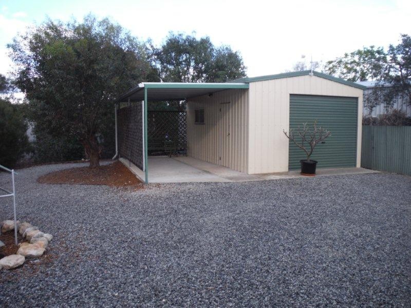 13 Flinders Avenue, Coffin Bay SA 5607