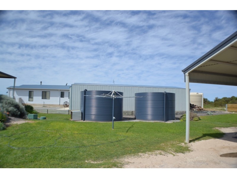 7 North Tce, Elliston SA 5670