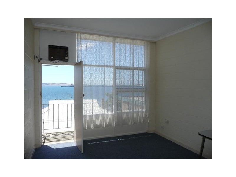 Unit 4, 34 Lincoln Highway, Port Lincoln SA 5606