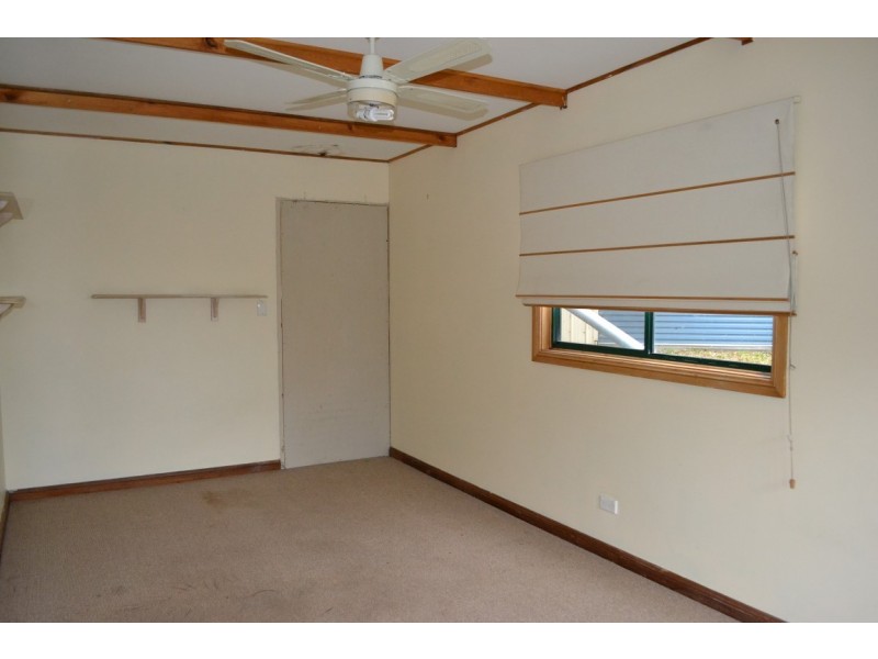 6 Holroyd Avenue, Port Lincoln SA 5606