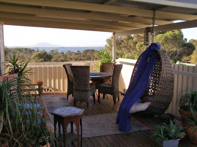 12 Victoria Avenue, Coffin Bay SA 5607