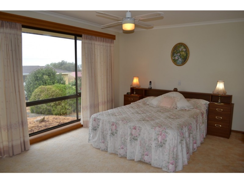 17 Grange Grove, Port Lincoln SA 5606