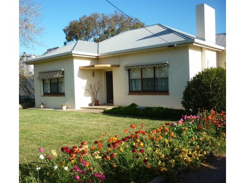 5 Meikle Street, Cummins SA 5631