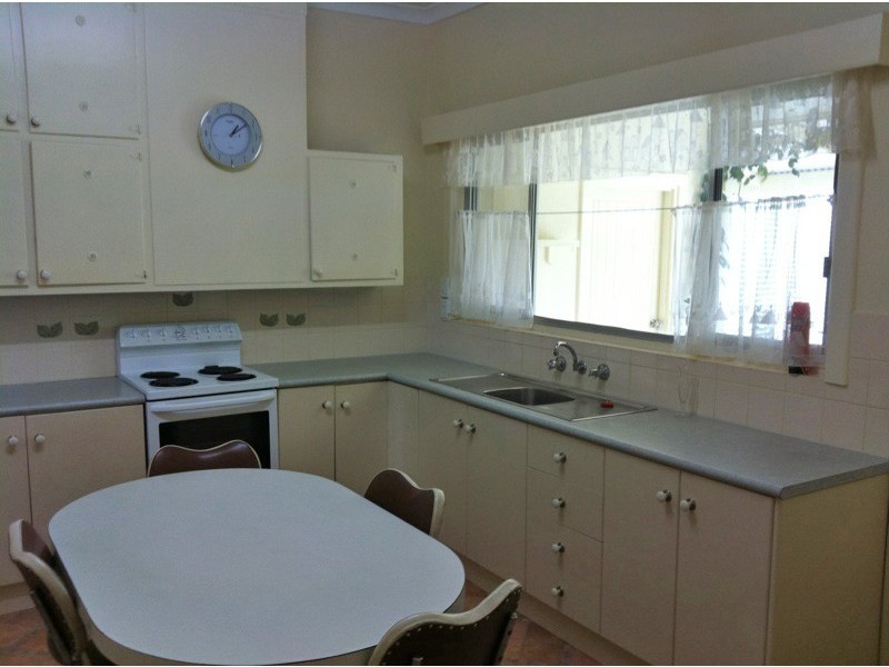 5 Meikle Street, Cummins SA 5631