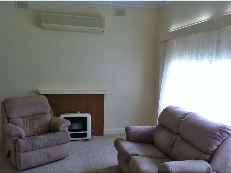 5 Meikle Street, Cummins SA 5631