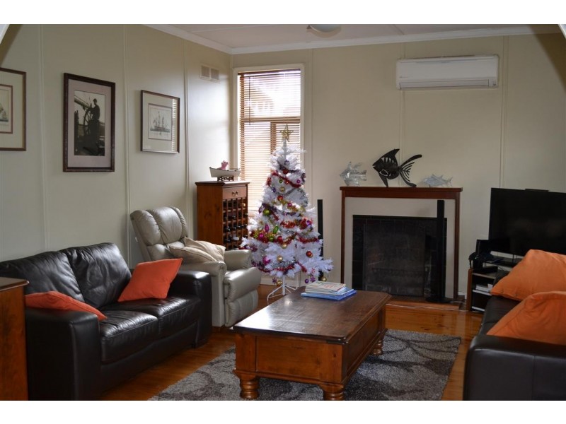 12 Elizabeth Street, Port Lincoln SA 5606