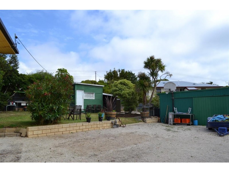 12 Elizabeth Street, Port Lincoln SA 5606