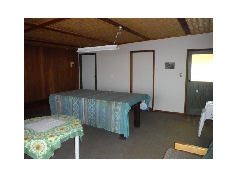 8 Pine Crescent, Coffin Bay SA 5607