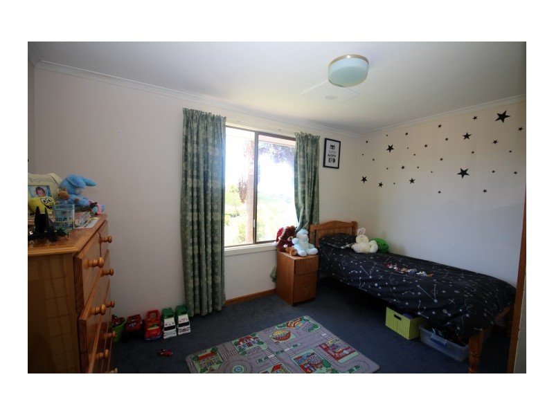 25 Milton Avenue, Port Lincoln SA 5606