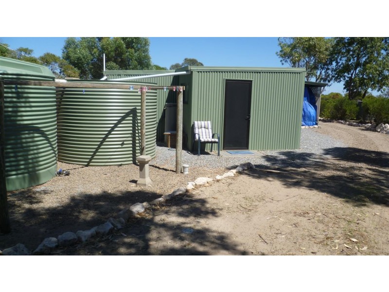 35 Hull Road, Little Douglas via, Coffin Bay SA 5607