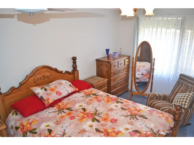 36 Wallis Street, Port Neill SA 5604