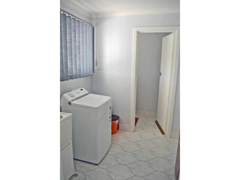 36 Wallis Street, Port Neill SA 5604