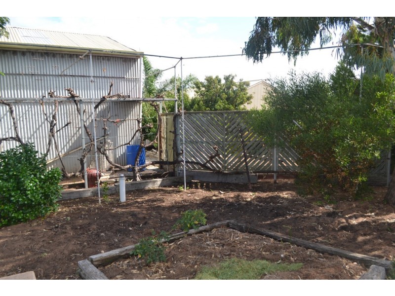 36 Wallis Street, Port Neill SA 5604