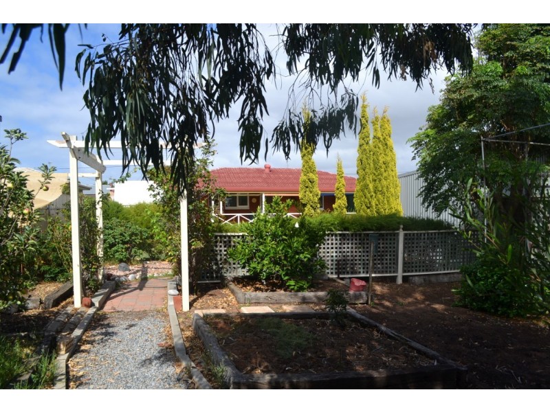 36 Wallis Street, Port Neill SA 5604