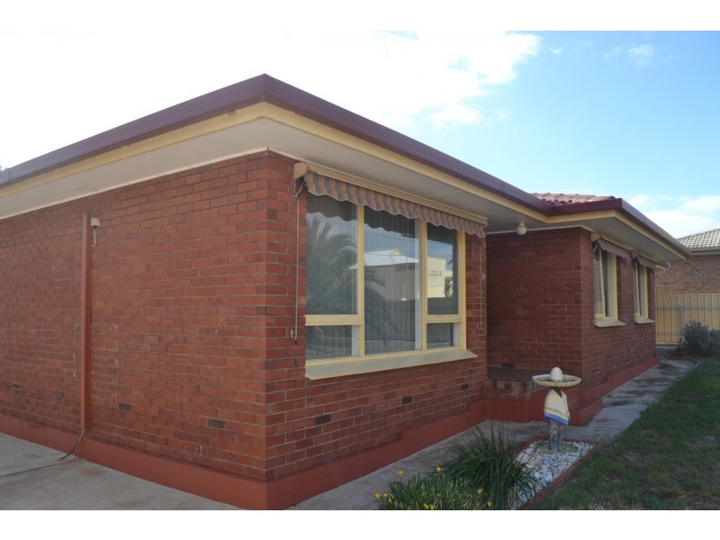 36 Wallis Street, Port Neill SA 5604