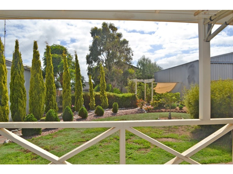 36 Wallis Street, Port Neill SA 5604