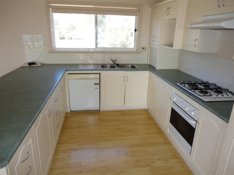 15 Sophie Crescent, Coffin Bay SA 5607