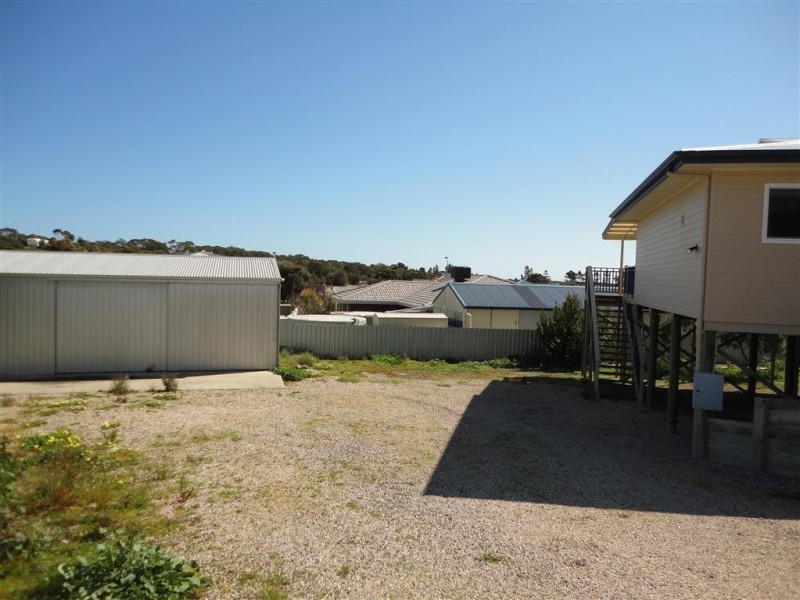 15 Sophie Crescent, Coffin Bay SA 5607