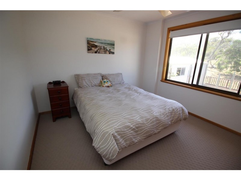 23 Pine Crescent, Coffin Bay SA 5607