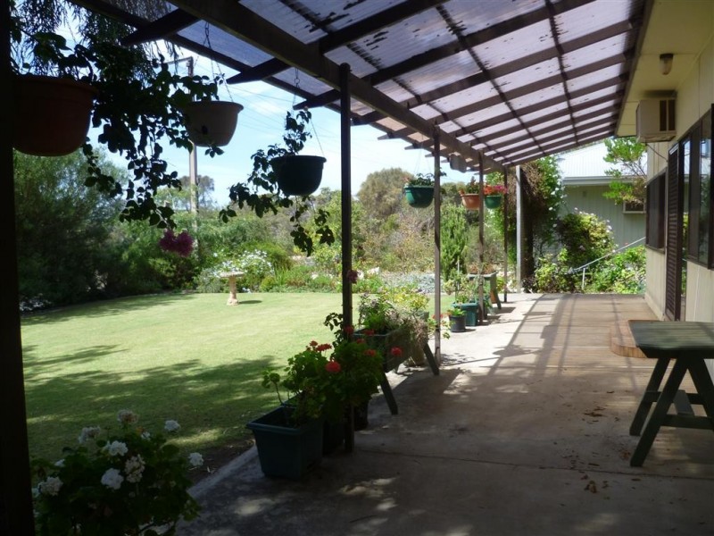 161 Esplanade, Coffin Bay SA 5607