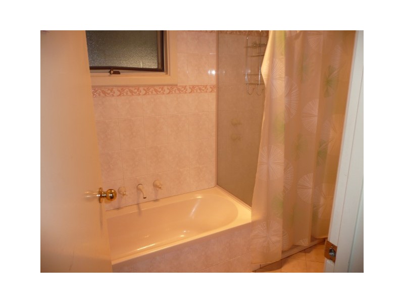 16 Paringa Avenue, Port Lincoln SA 5606