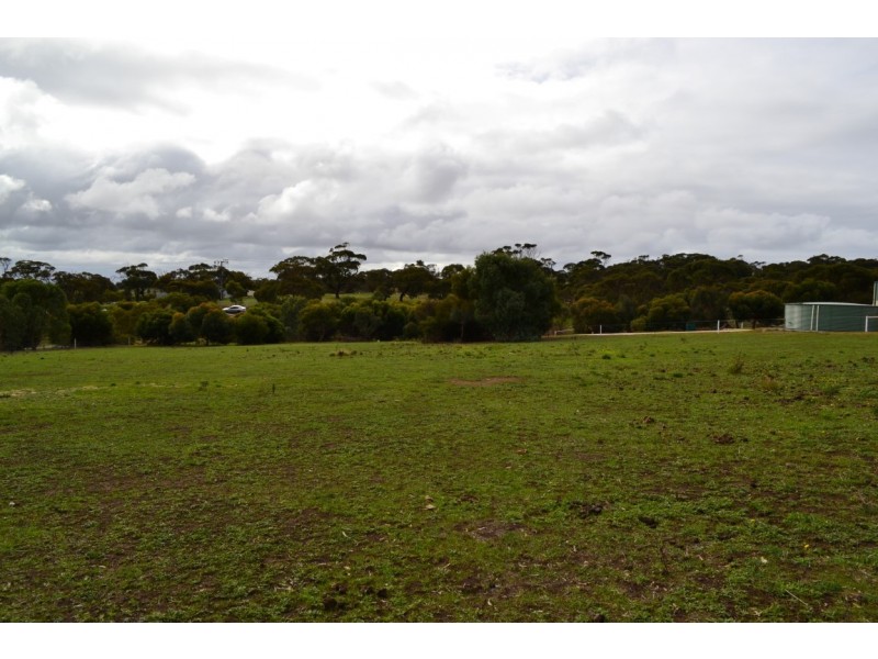 40-42 Bronze Wing Drive, Boston SA 5607