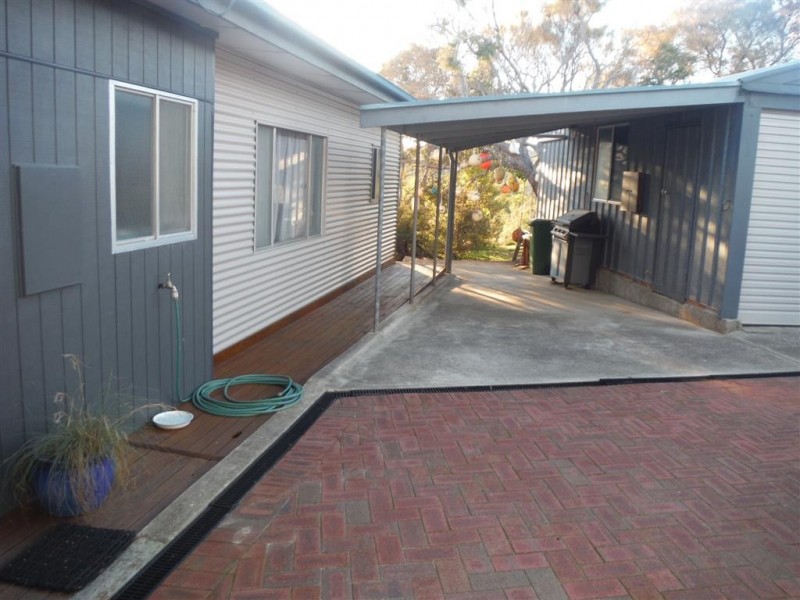 2 Pine Crescent, Coffin Bay SA 5607