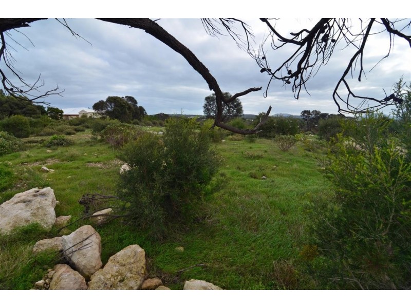 28 Sarah Court, Coffin Bay SA 5607