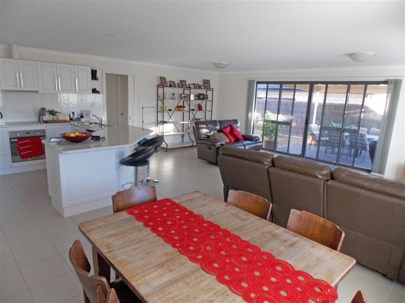 25 Bridge Crescent, Port Lincoln SA 5606