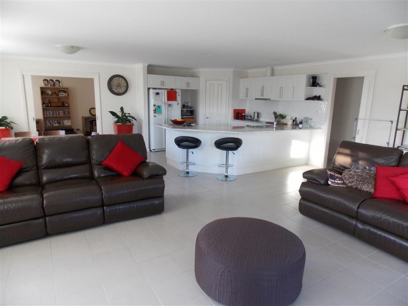 25 Bridge Crescent, Port Lincoln SA 5606