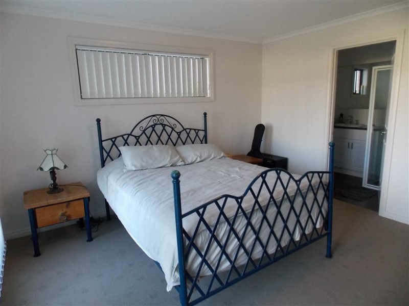 25 Bridge Crescent, Port Lincoln SA 5606