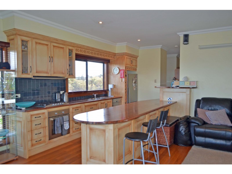 8 Explorer Drive, Port Lincoln SA 5606