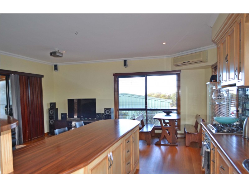 8 Explorer Drive, Port Lincoln SA 5606