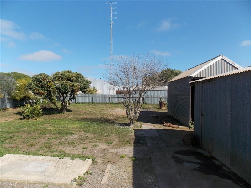 28 Preece Street, Tumby Bay SA 5605