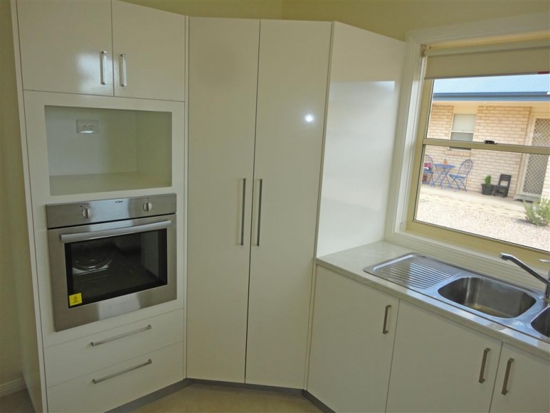 3/5 Robert Street, Tumby Bay SA 5605