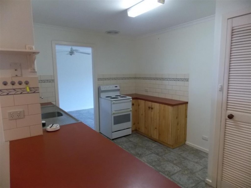 12 McLaren Street, Port Lincoln SA 5606