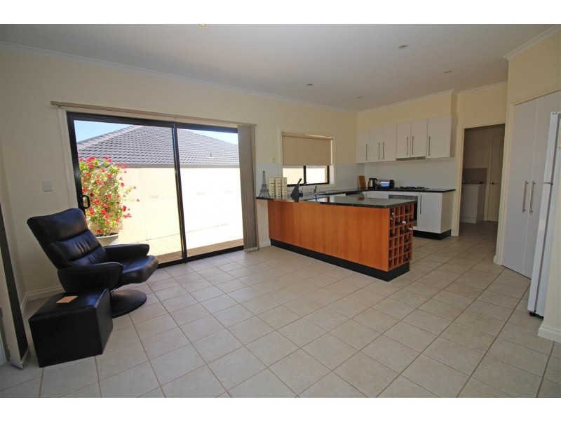 14 Bridge Crescent, Port Lincoln SA 5606