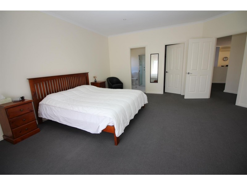 14 Bridge Crescent, Port Lincoln SA 5606