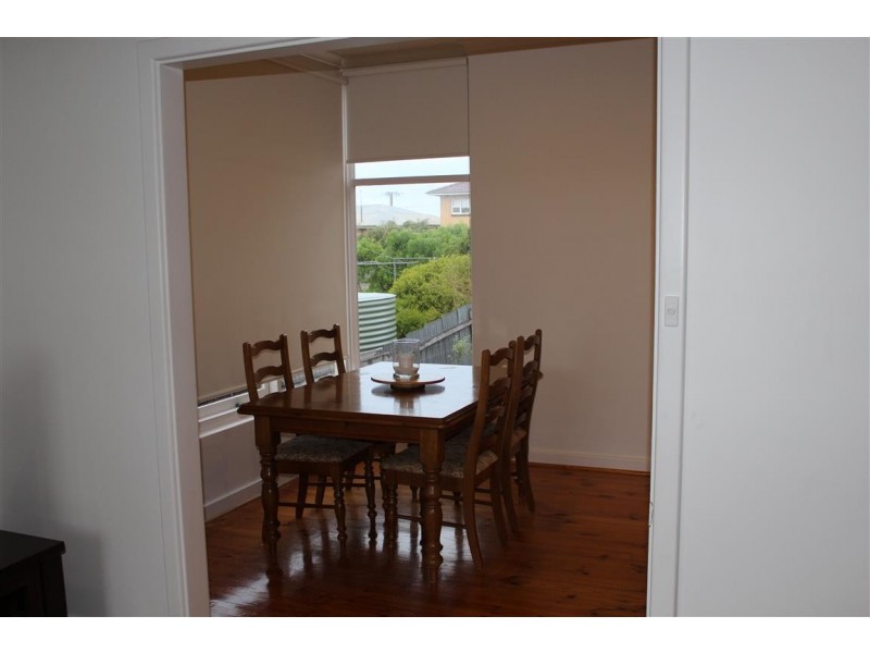 11 Newton Street, Port Lincoln SA 5606
