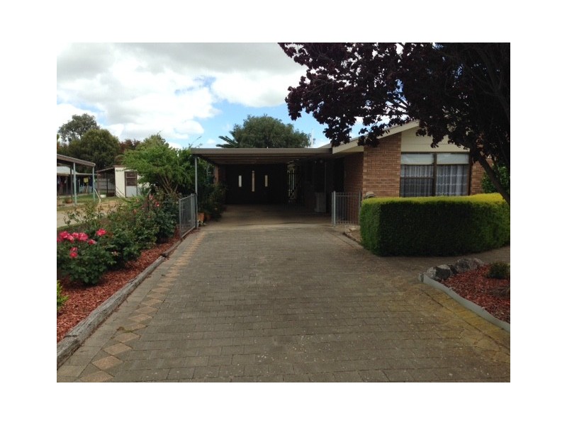 10 Solly Terrace, Cummins SA 5631