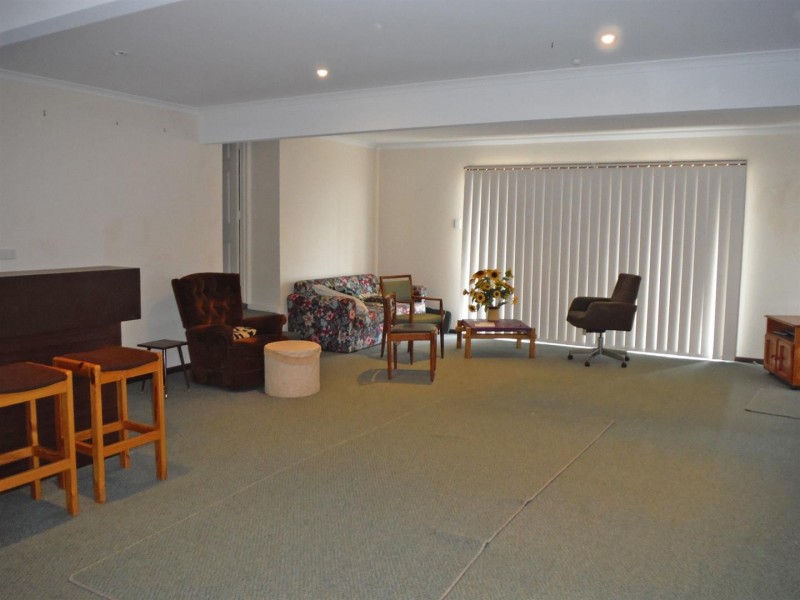 12 Pine Crescent, Coffin Bay SA 5607