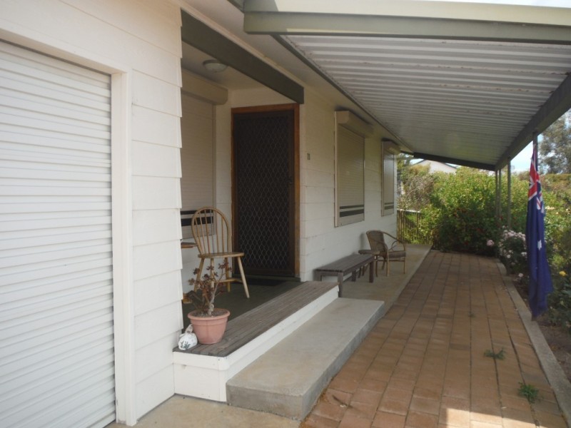 20 Sophie Crescent, Coffin Bay SA 5607