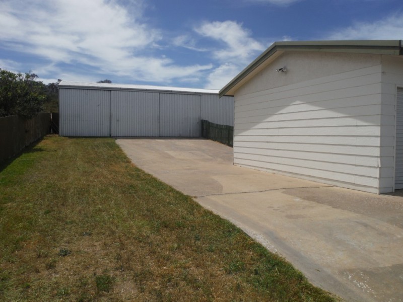 20 Sophie Crescent, Coffin Bay SA 5607