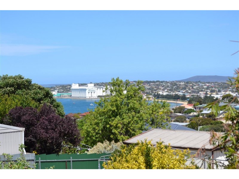 10 Lorraine Avenue, Port Lincoln SA 5606