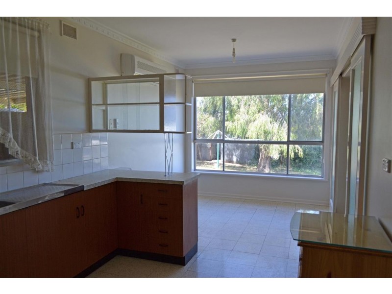 10 Lorraine Avenue, Port Lincoln SA 5606