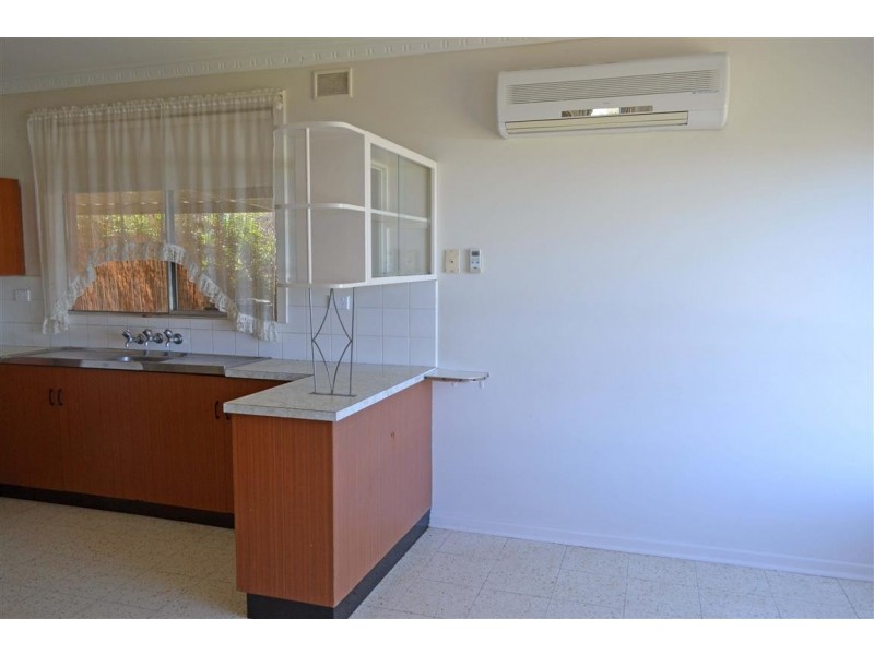 10 Lorraine Avenue, Port Lincoln SA 5606